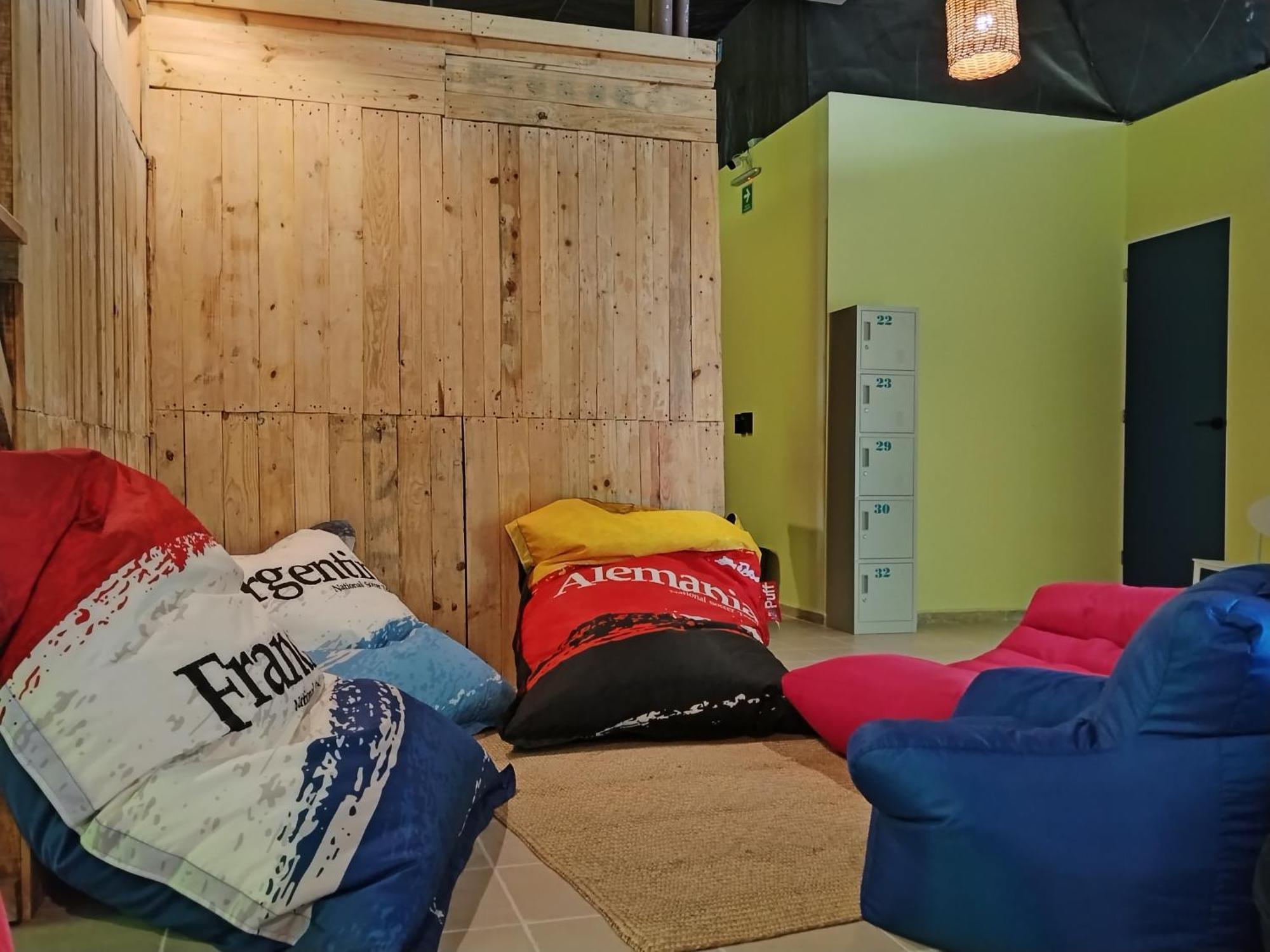 Hostel Tropico 20 Pdc Playa del Carmen Kültér fotó